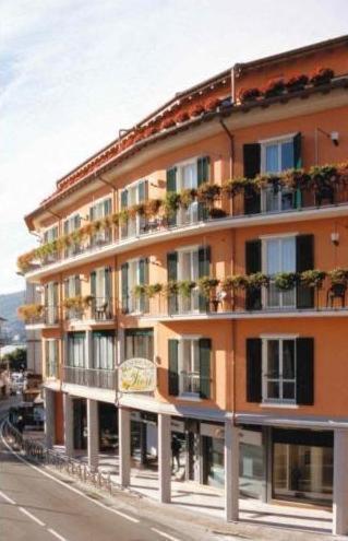 Hotel Residence Dei Fiori Baveno Extérieur photo